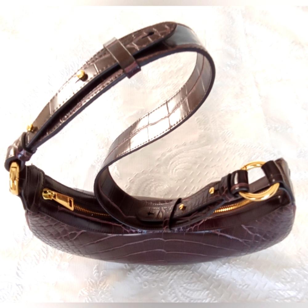JW PEI | Carly Saddle Bag - Picture 2 of 14